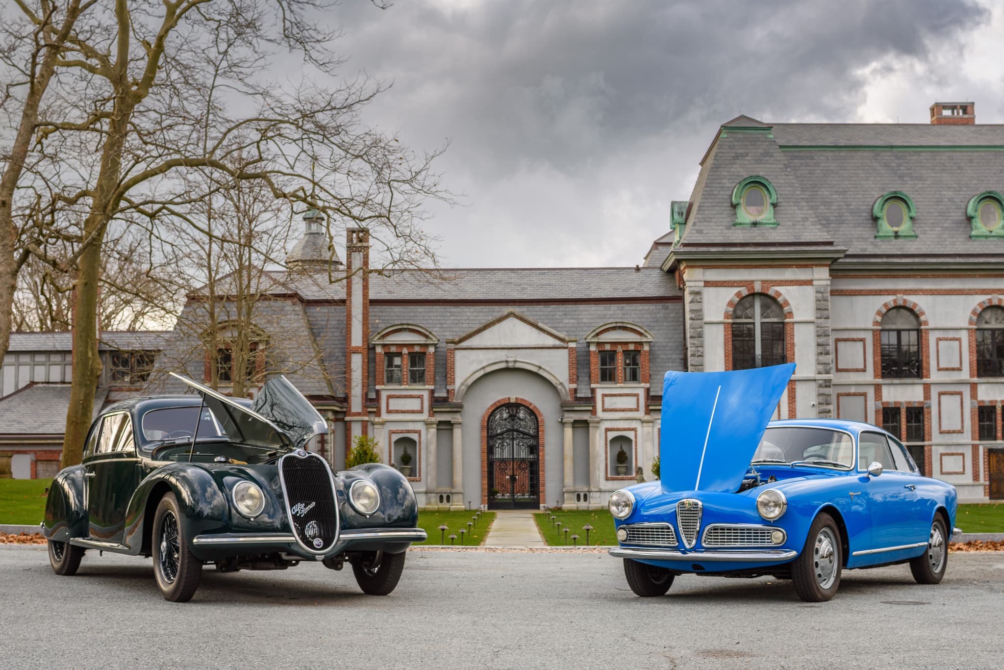 Pre-war Alfa Romeo in front of a Newport Gilded Age mansion — New England automotive photography